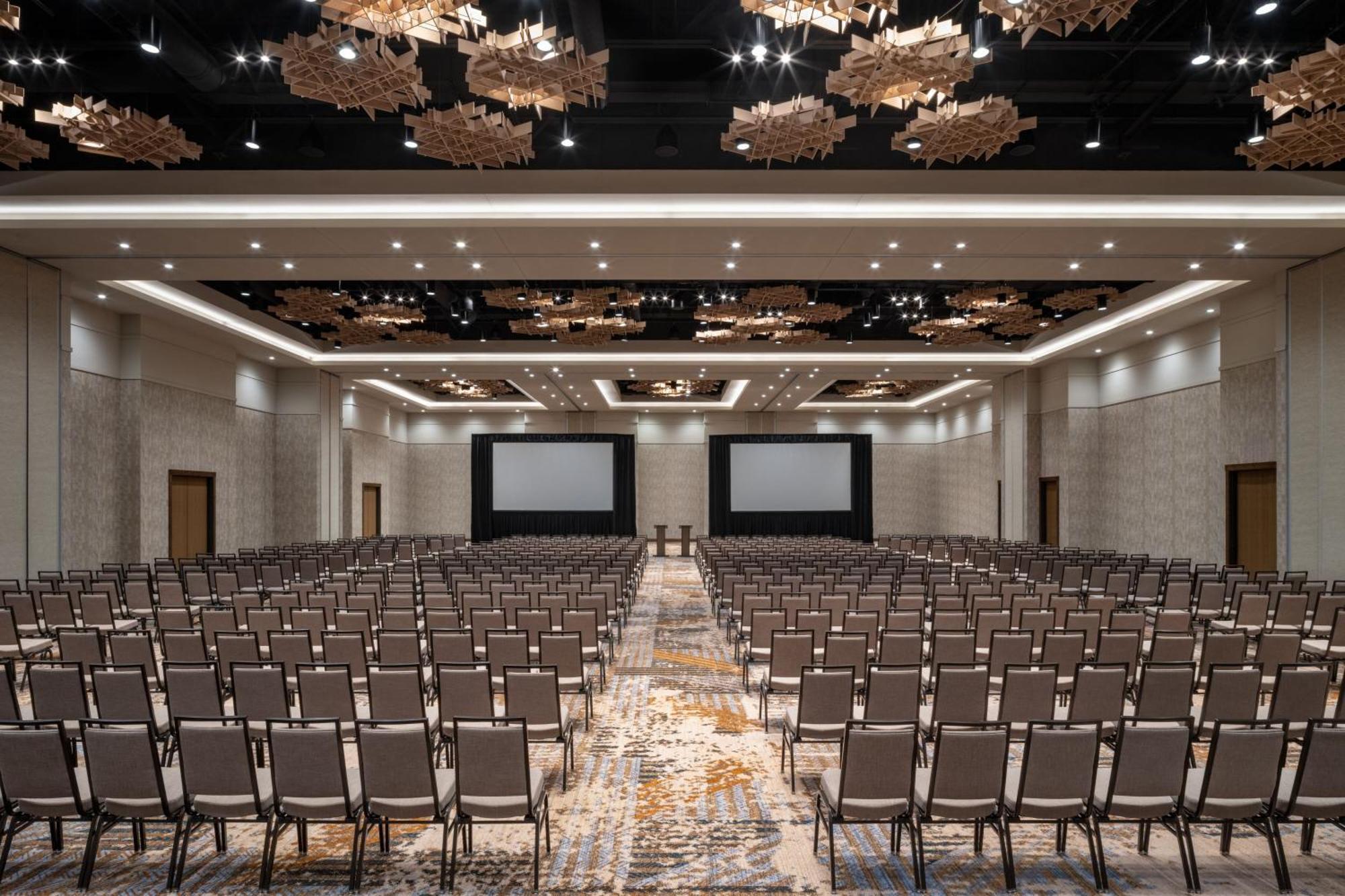 Delta Hotels By Marriott Wichita Falls Convention Center Экстерьер фото