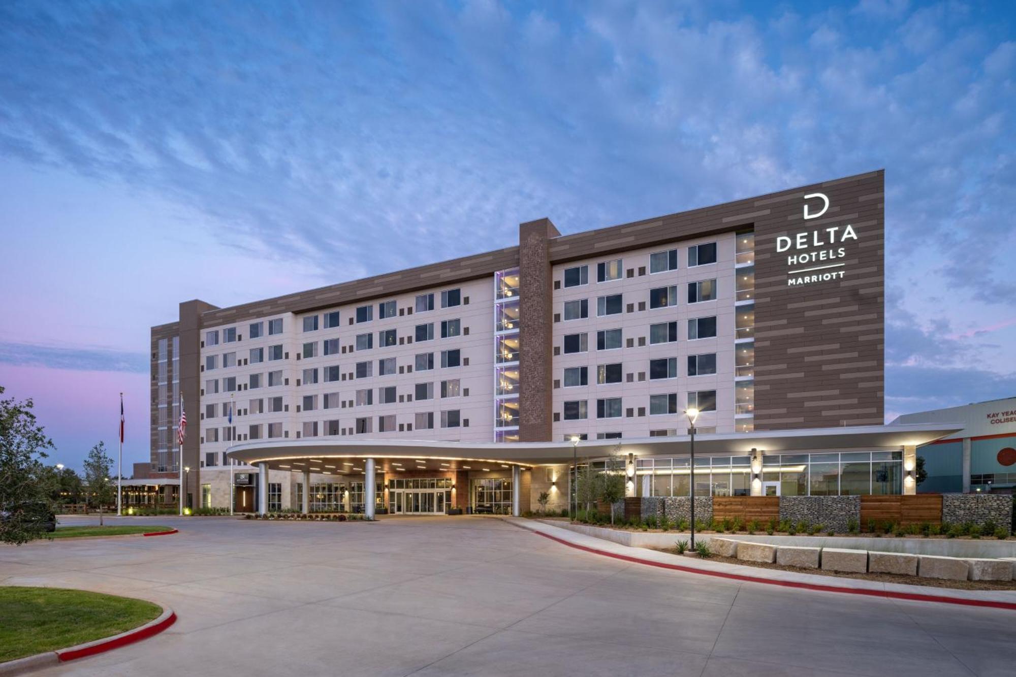 Delta Hotels By Marriott Wichita Falls Convention Center Экстерьер фото